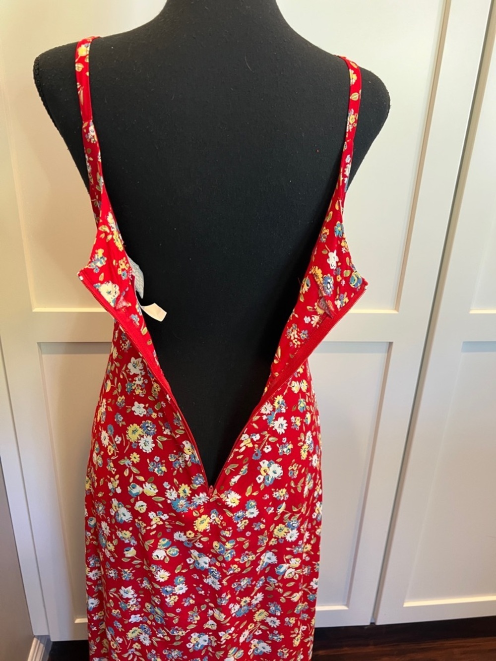 Rabbit Rabbit Rabbit Red Floral Dress with Yellow & Blue Blooms Size 4P - Picture 9 of 10